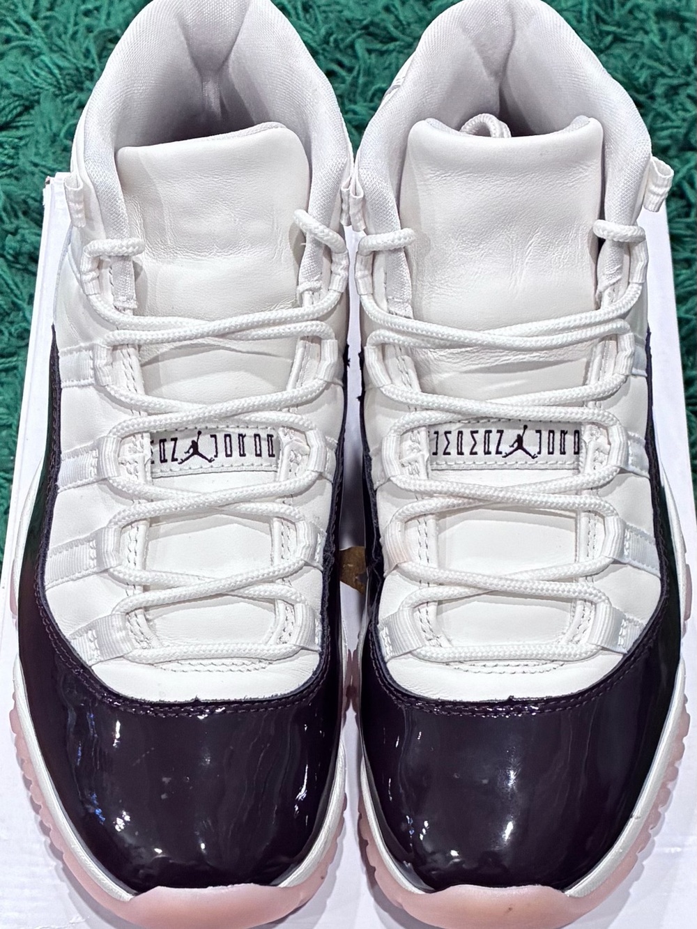 Jordan 11 Retro Neapolitan W Size 8W/6.5Y PreOwned OG ALL AMAZING 100% AUTHENTIC - Picture 4 of 9